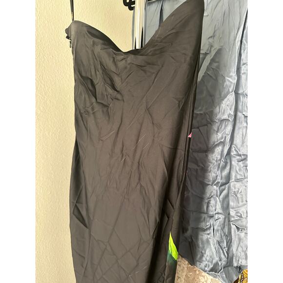 ROCOCO SAND Maxi Dress in Black - Picture 13 of 14